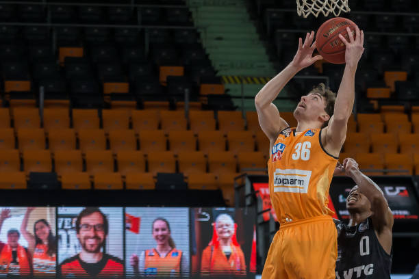 让它在搜索 让它在搜索