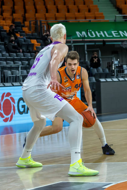 探讨运动员 探讨运动员